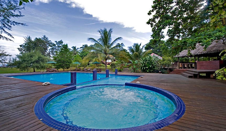 Aseania Beach Resort Swimming Pool 02